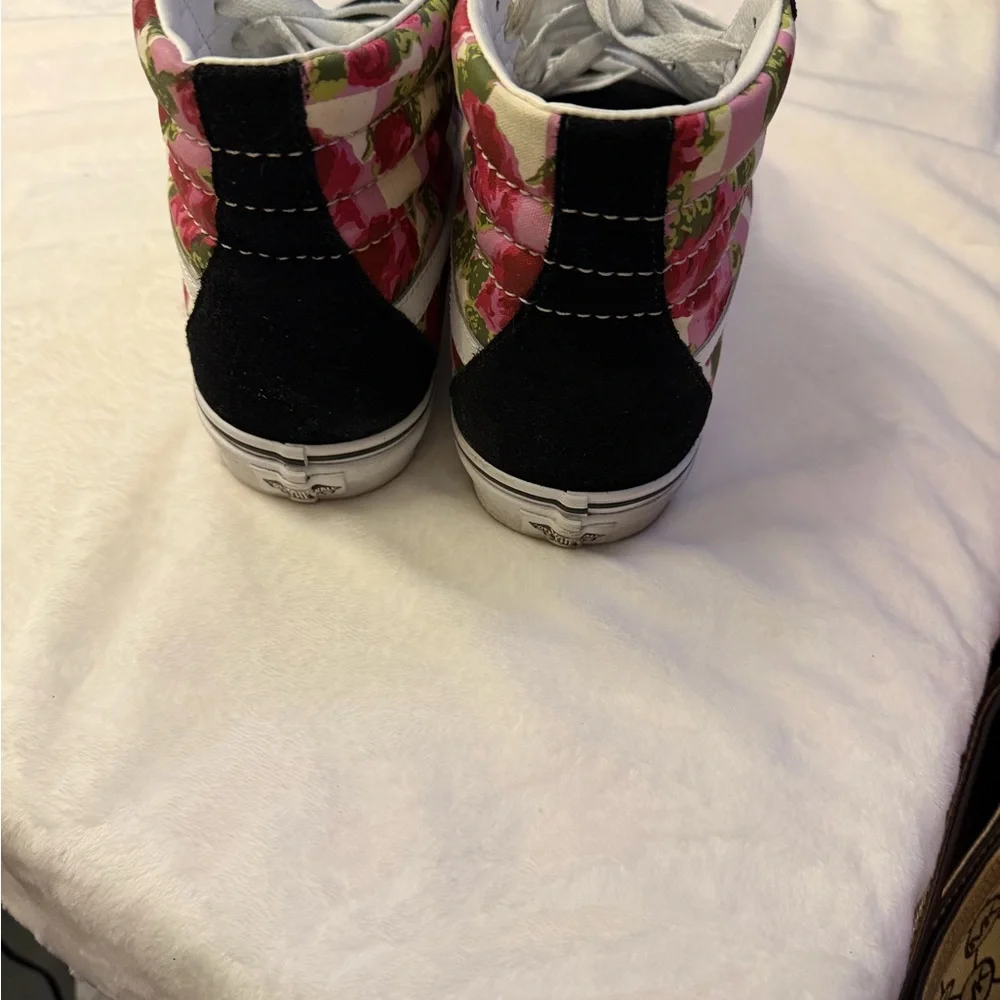 Vans Floral & Black High-Top Sneakers - Picture 4 of 5